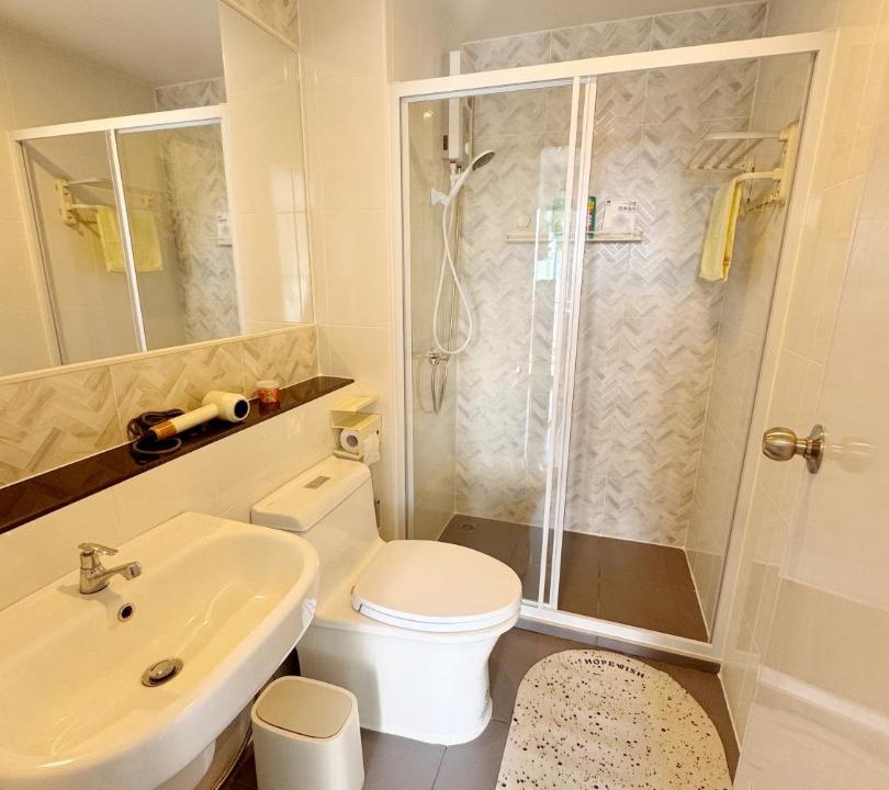 Photo of Bathroom in Talat Phlu