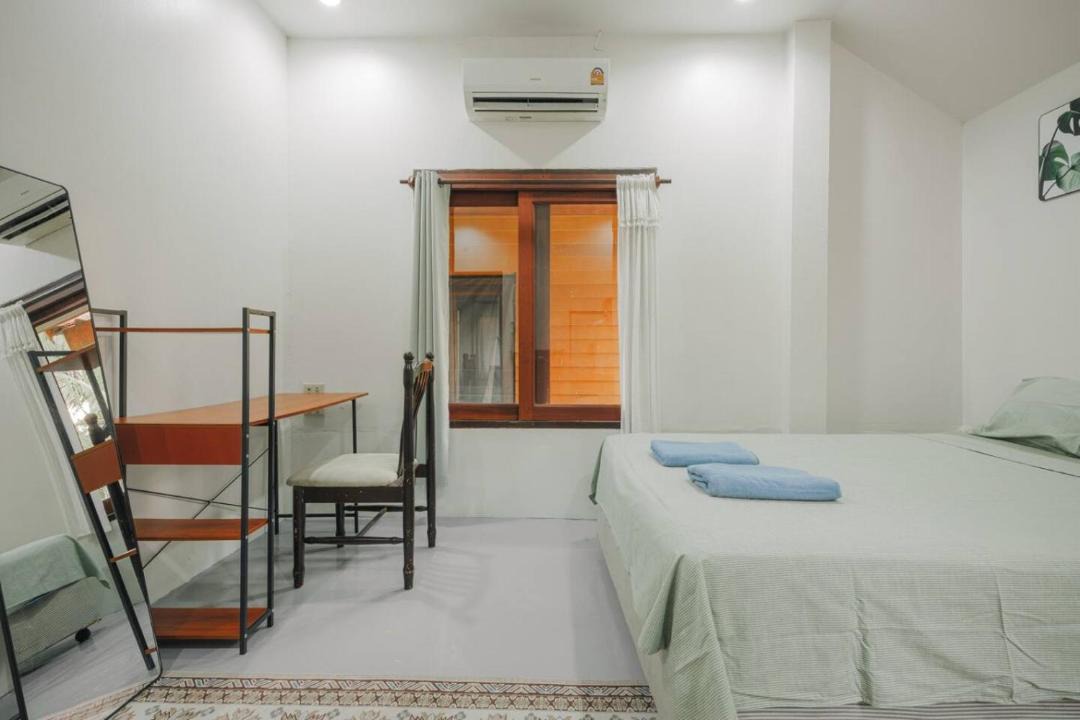 Photo of Bedroom in Thong Sala