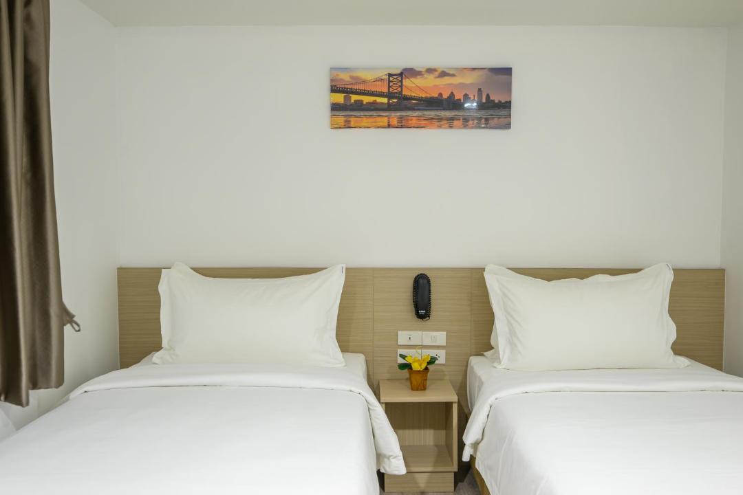 Photo of Bedroom in Thanon Phaya Thai