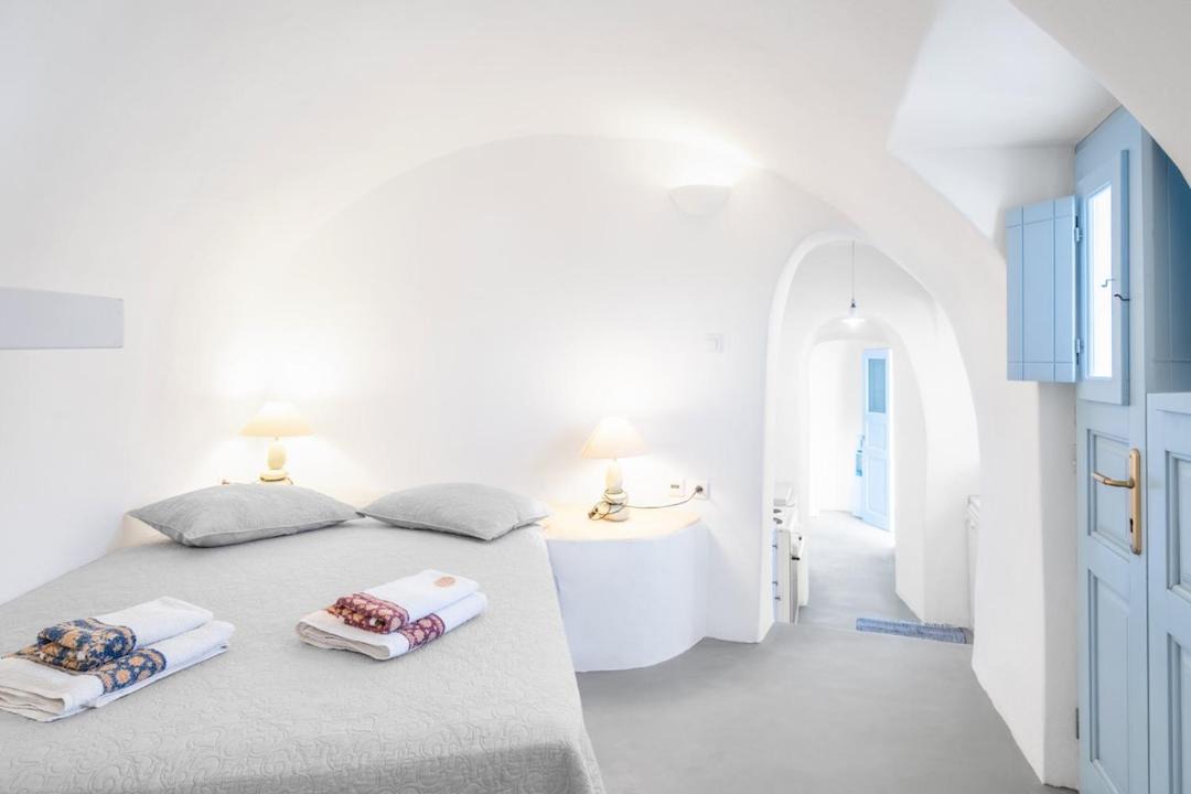 Photo of Bedroom in Emporio