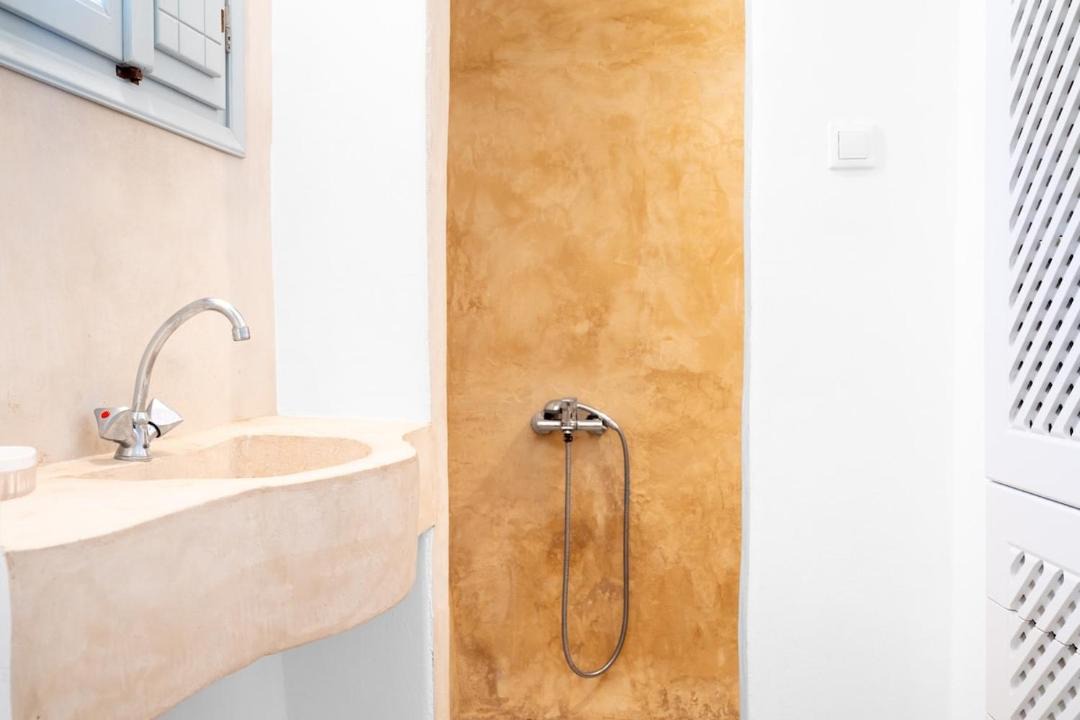 Photo of Bathroom in Emporio