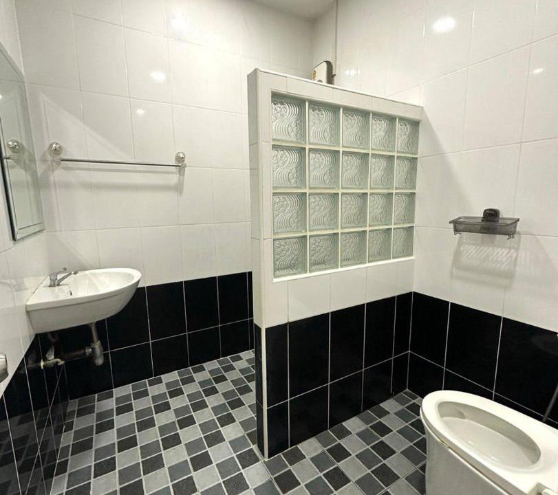 Photo of Bathroom in Samsen Nok