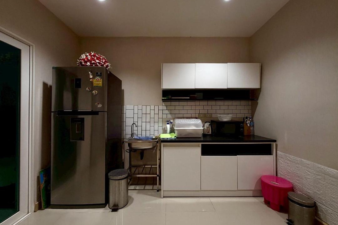 Photo of Kitchen in Khanna Yao