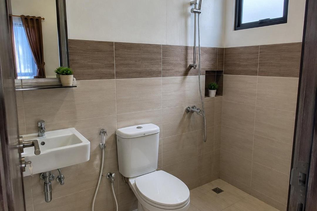 Photo of Bathroom in Khek Noi