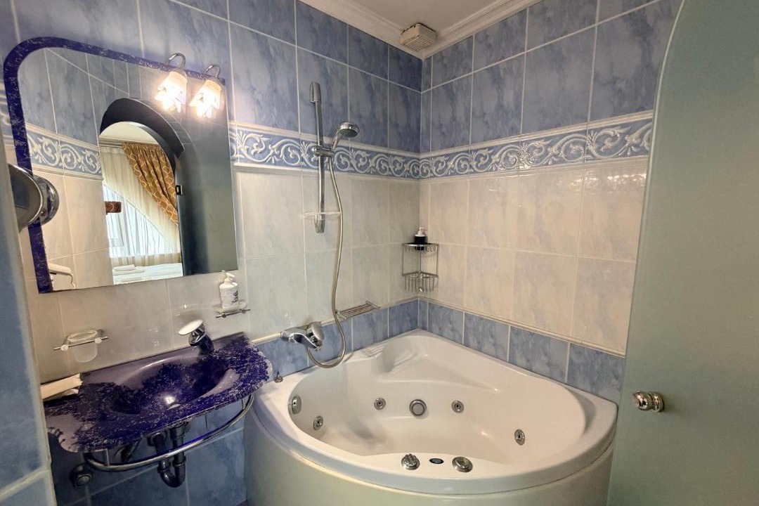 Photo of Bathroom in Neos Kosmos