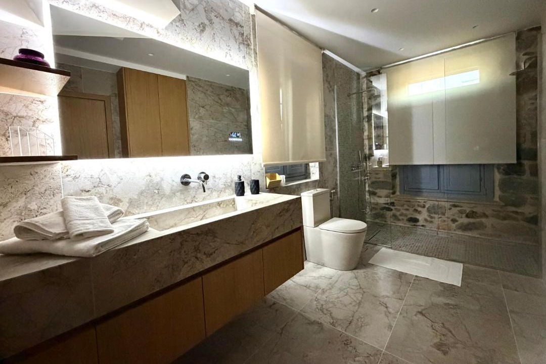 Photo of Bathroom in Pothia