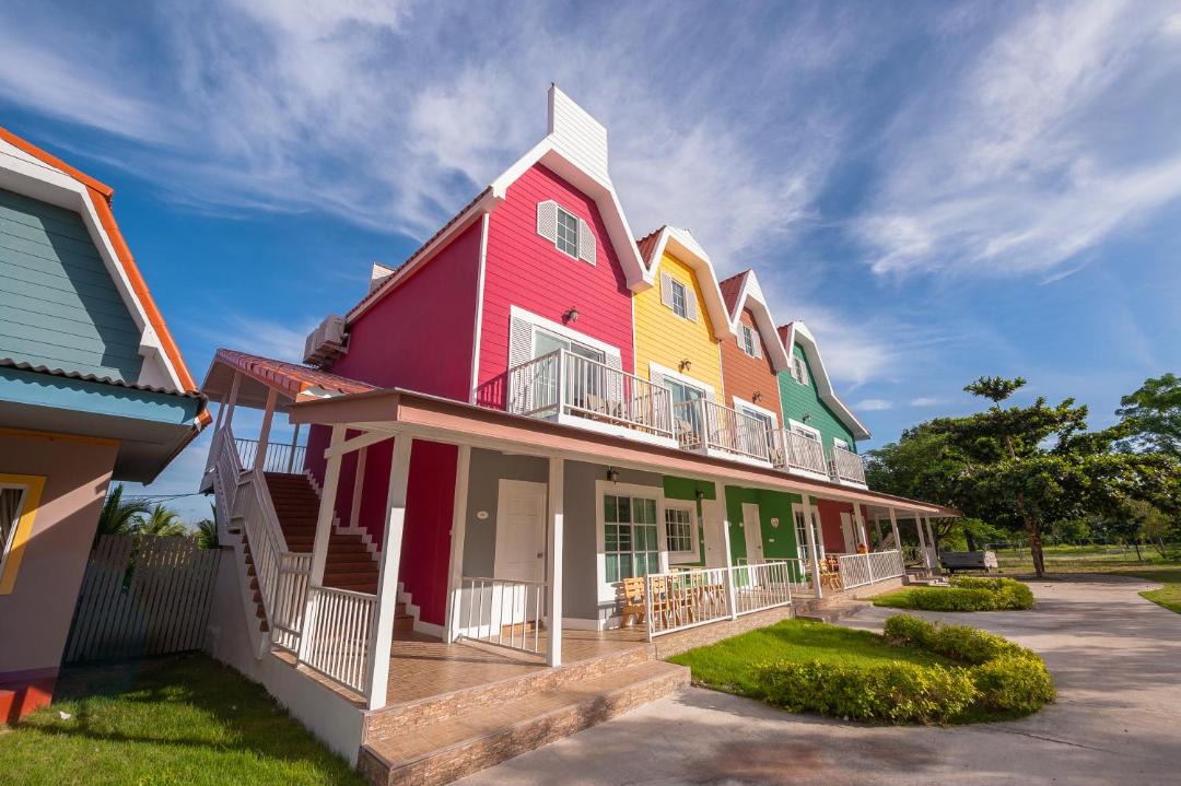 Photo of Others in Khanong Phra