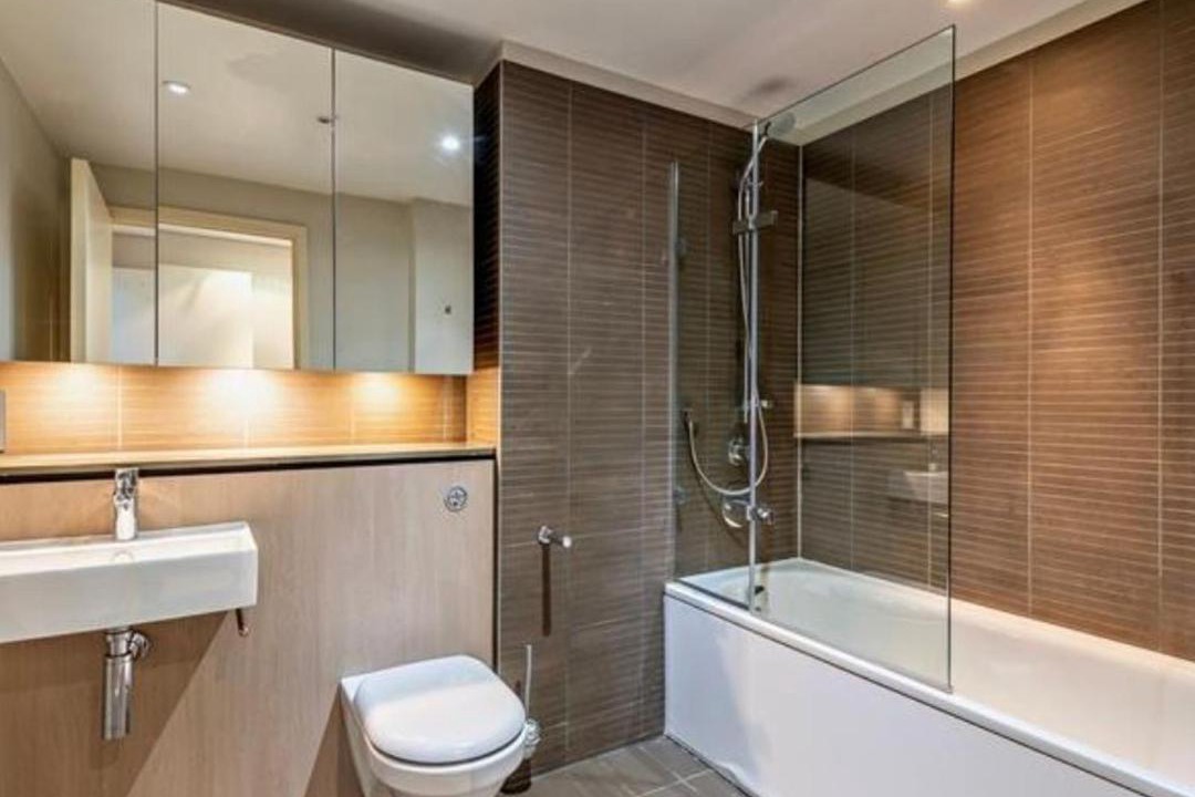 Photo of Bathroom in Ladadika
