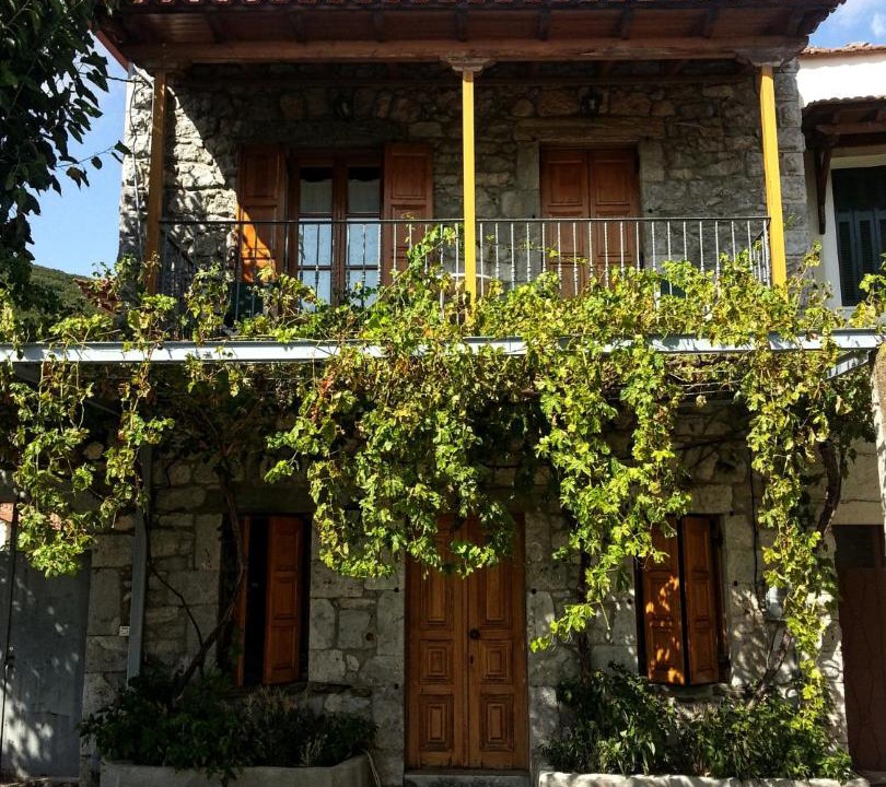 Photo of Others in Karyes