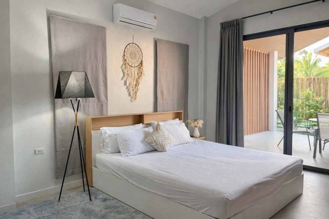 Photo of Bedroom in Haad Rin