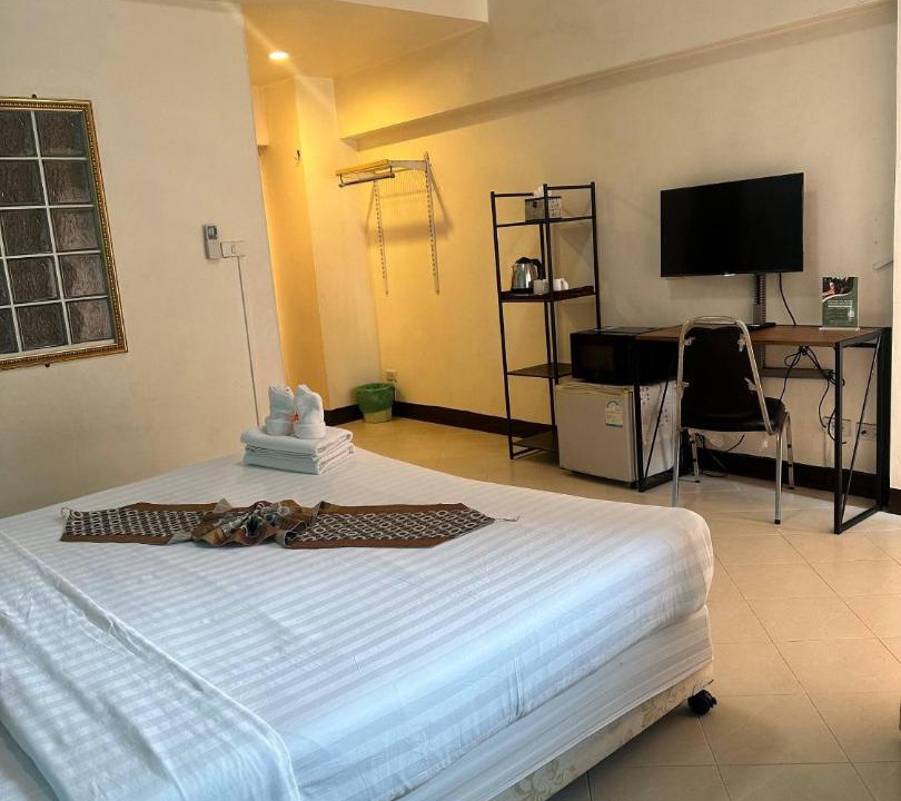Photo of Bedroom in Thanon Phaya Thai