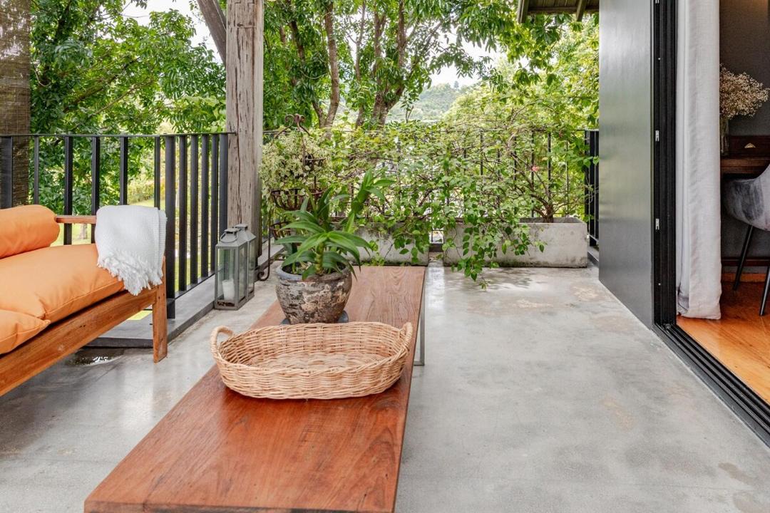 Photo of Patio Balcony in Mae Wang