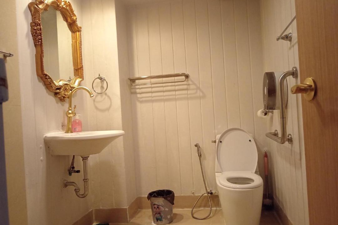 Photo of Bathroom in Rama 9