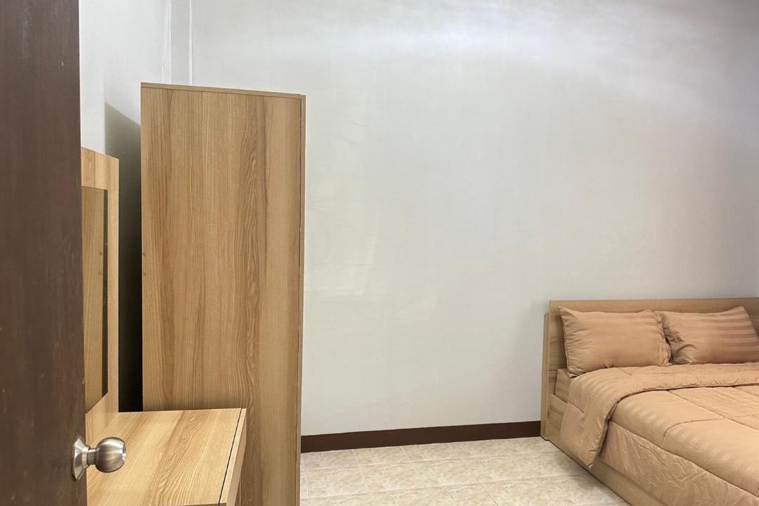 Photo of Bedroom in Nuea Khlong
