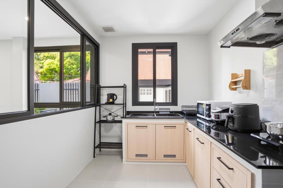 Photo of Kitchen in Huai Khwang