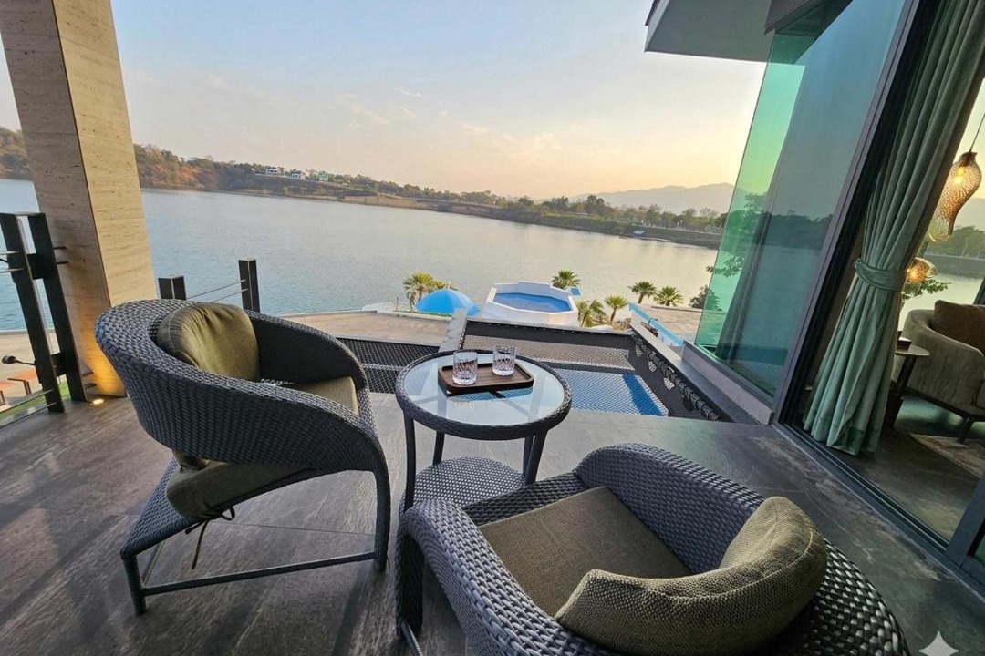 Photo of Patio Balcony in Mae Jo