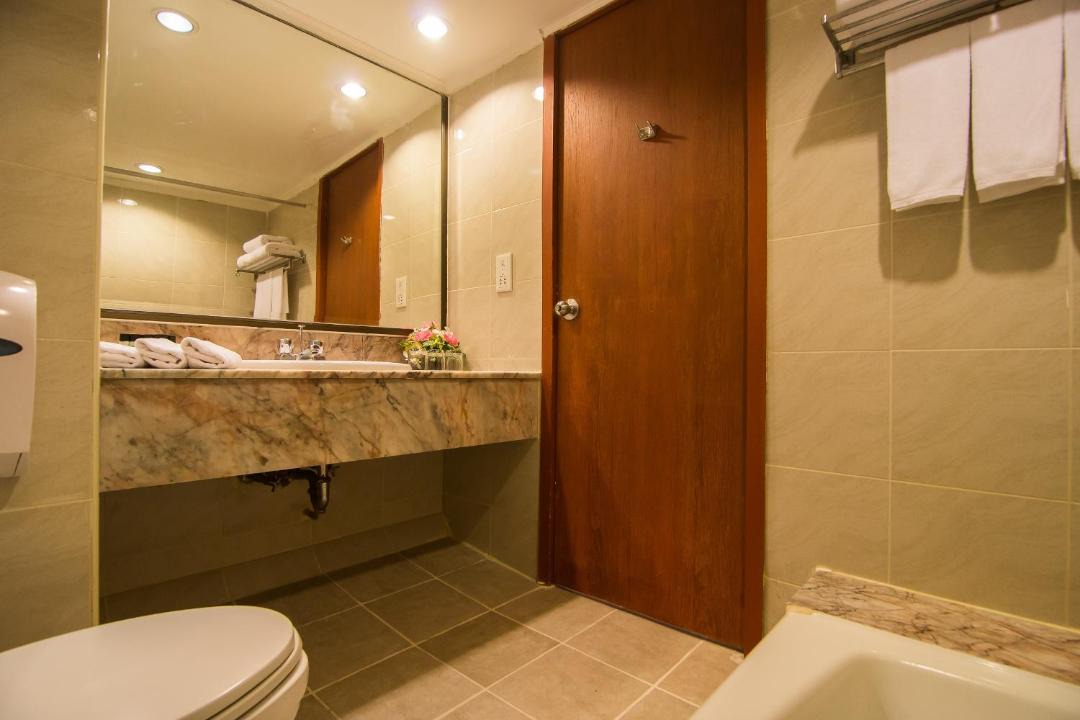Photo of Bathroom in Makkasan