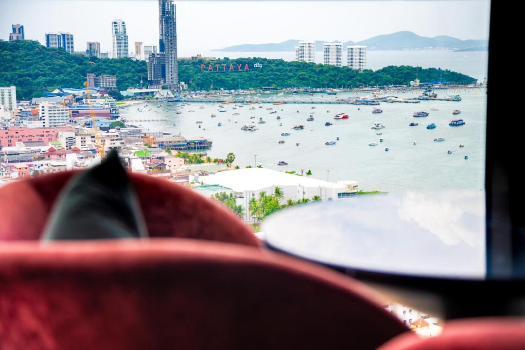Photo of Others in Pattaya Bay