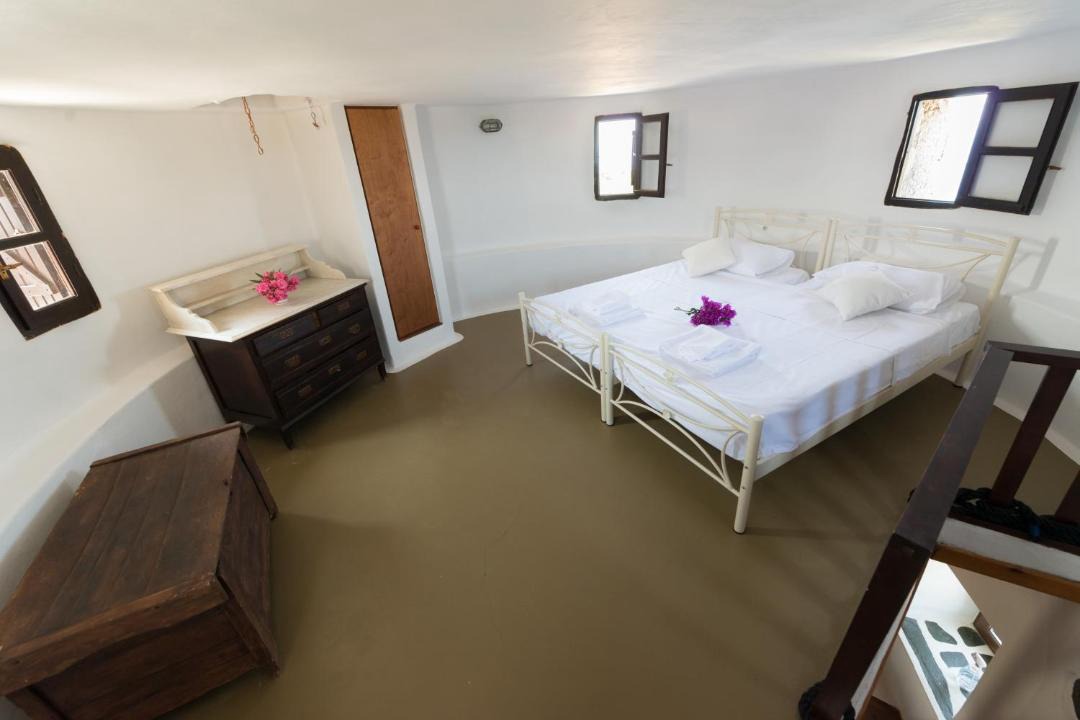 Photo of Bedroom in Alonnisos Old Town