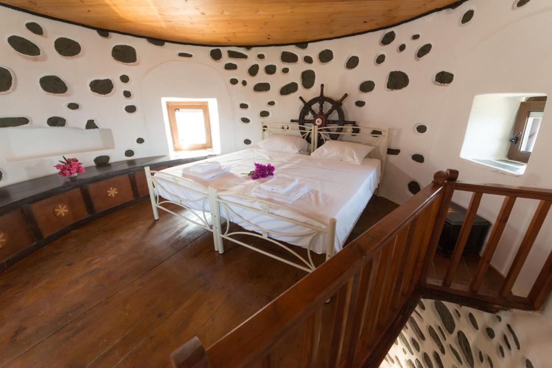 Photo of Bedroom in Alonnisos Old Town