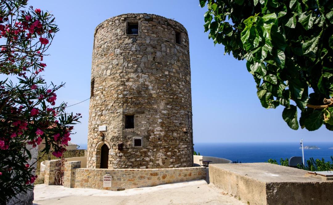 Photo of Others in Alonnisos Old Town