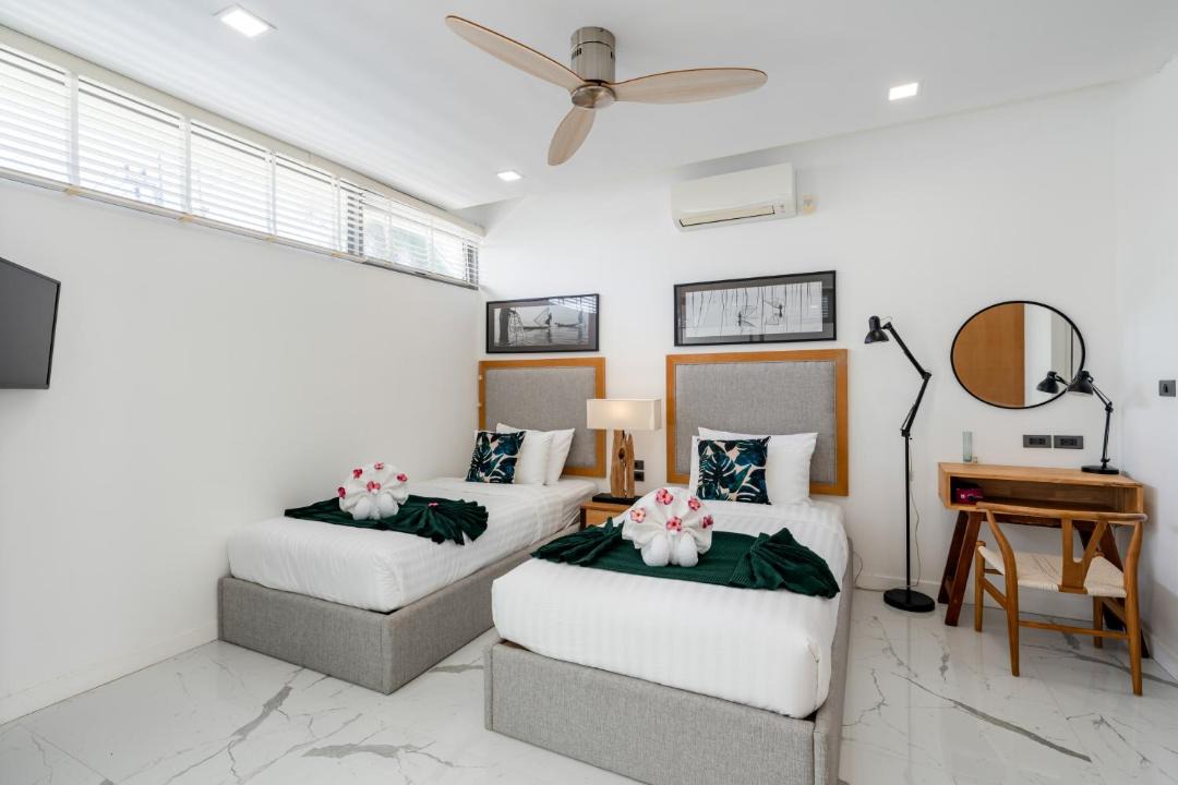Photo of Bedroom in Laem Set