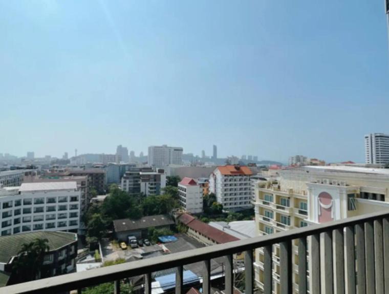 Photo of Others in Pattaya Bay