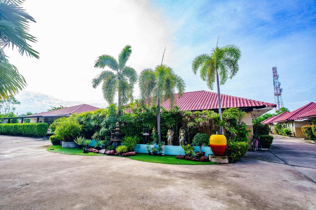 Photo of Others in Saen Suk