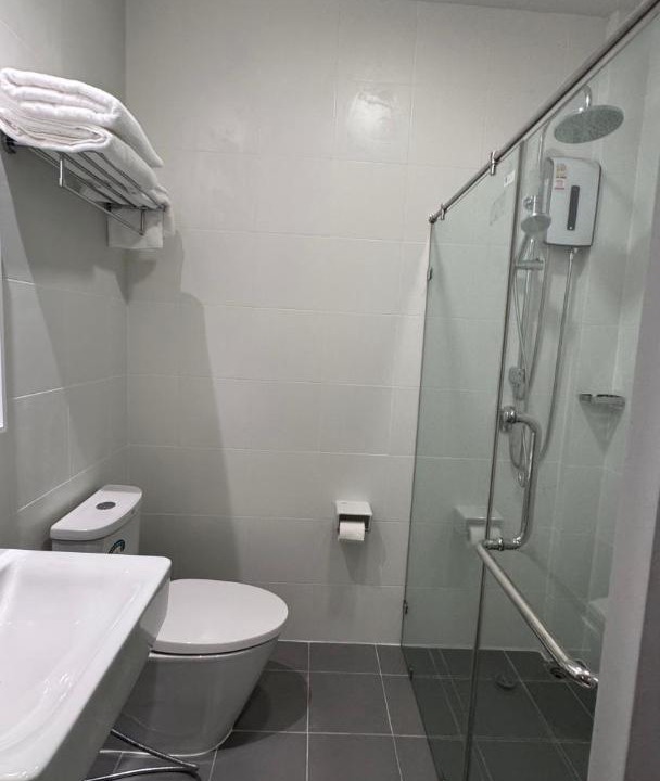 Photo of Bathroom in Pom Prap Sattru Phai