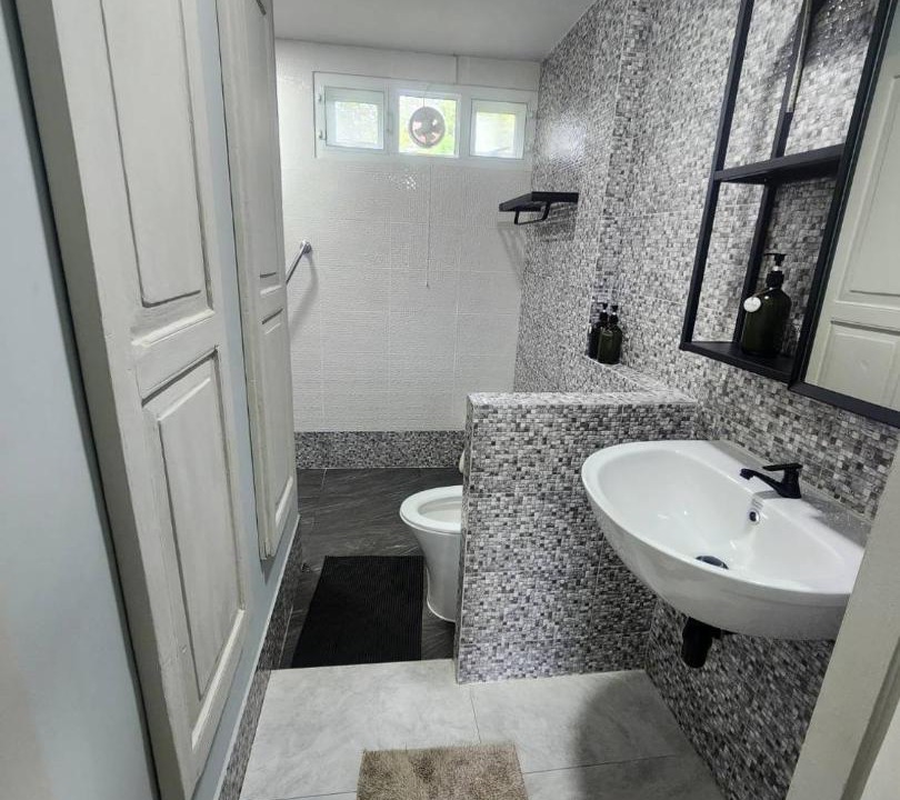 Photo of Bathroom in Sam Phran