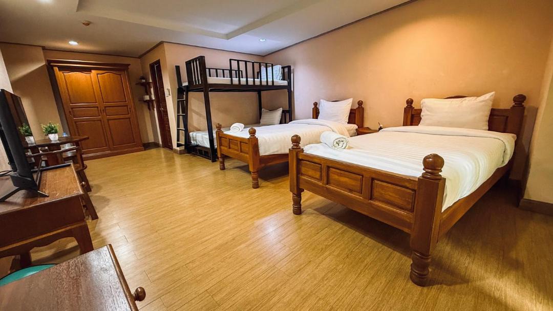 Photo of Bedroom in Bang Khun Phrom