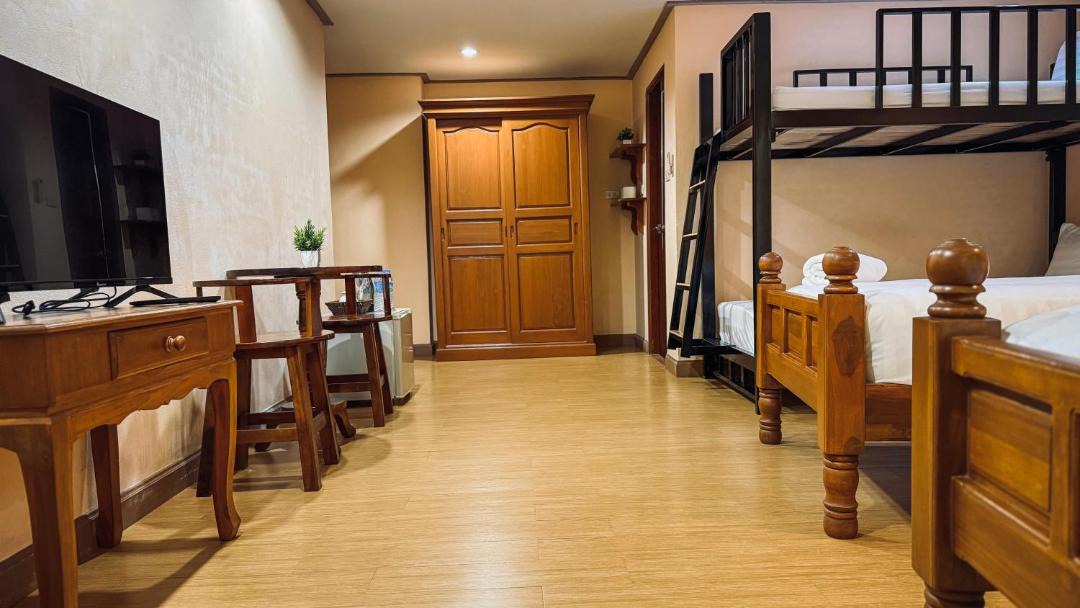Photo of Bedroom in Bang Khun Phrom