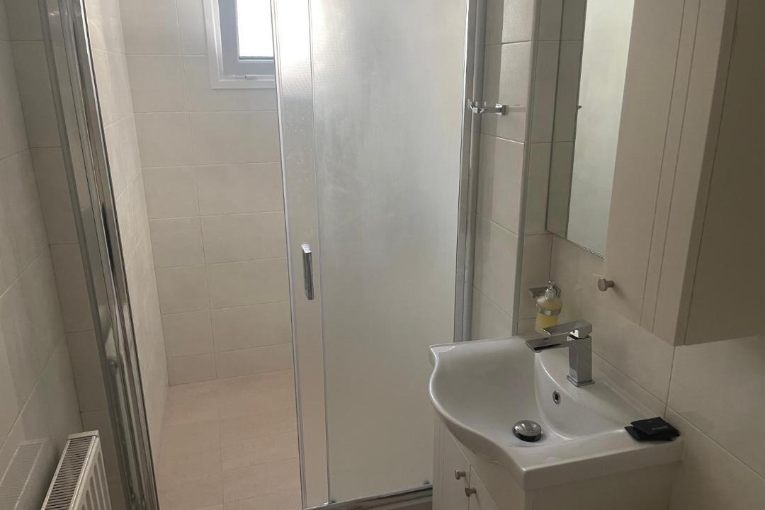 Photo of Bathroom in Mourteri