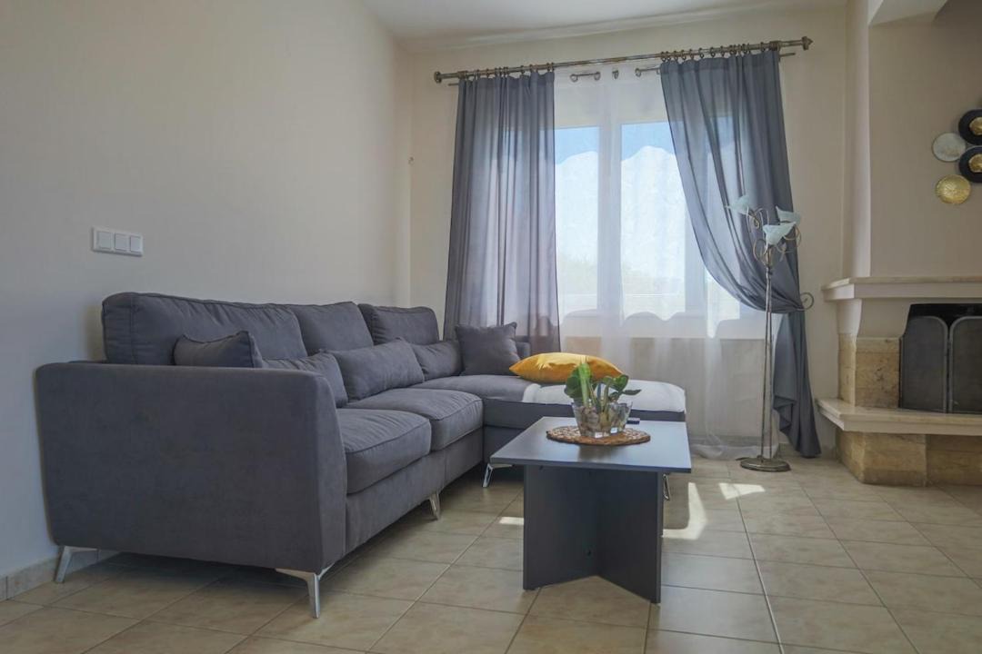 Photo of Livingroom in Athanatoi