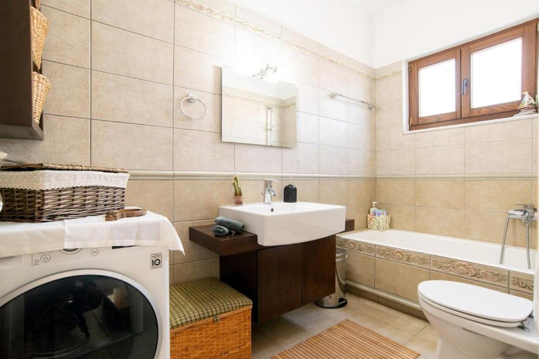 Photo of Bathroom in Anatoli