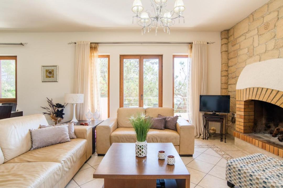 Photo of Livingroom in Anatoli