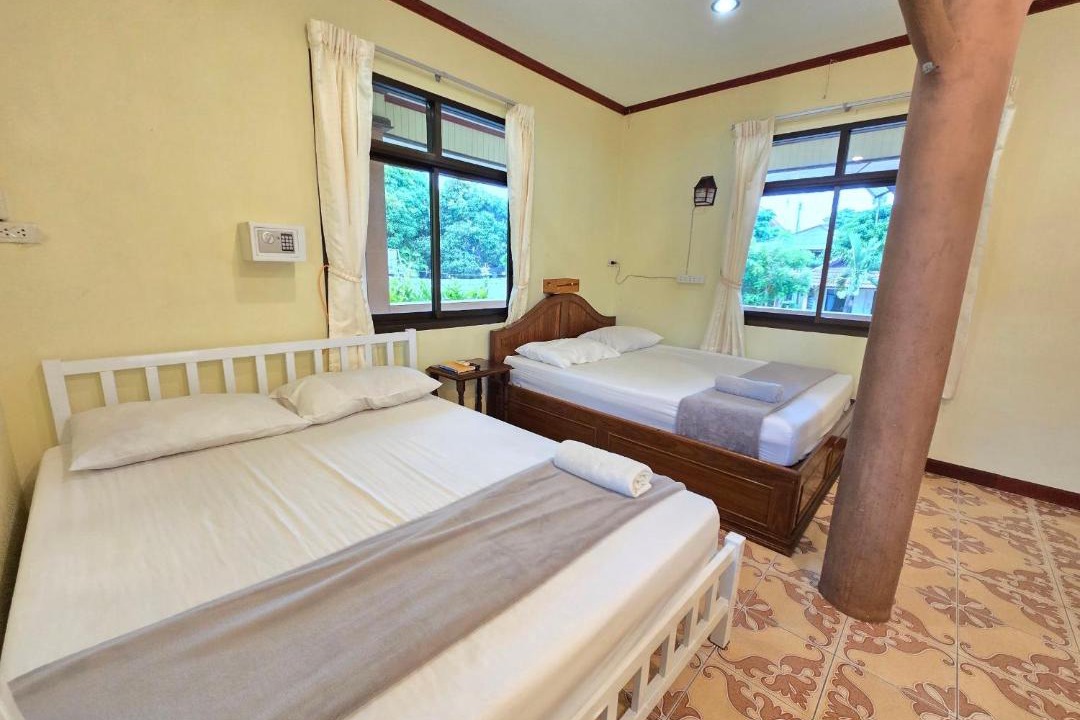 Photo of Bedroom in Haad Rin