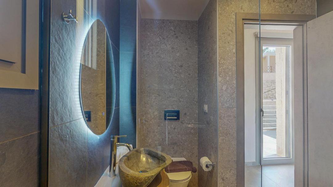 Photo of Bathroom in Kamilari