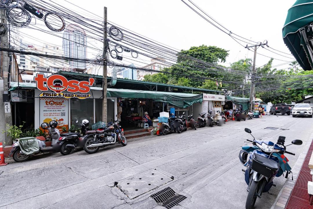 Photo of Others in Embassy District