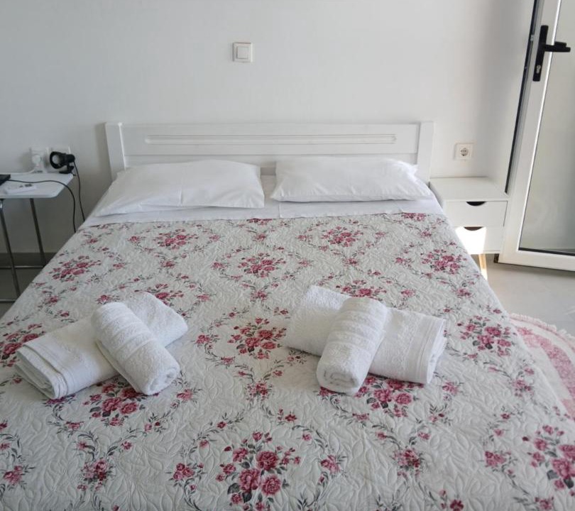 Photo of Bedroom in Mourteri
