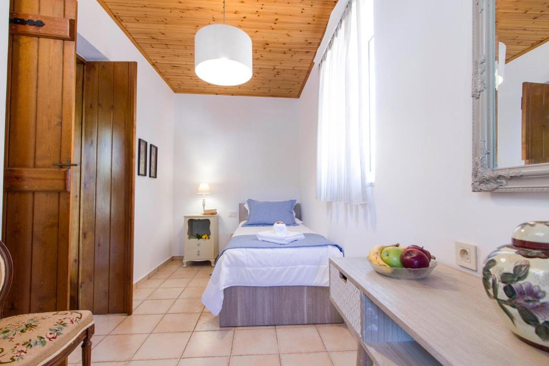 Photo of Bedroom in Makronas