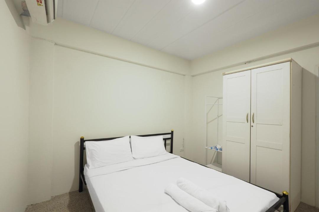 Photo of Bedroom in Samsen Nok