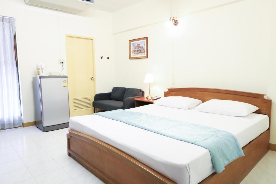 Photo of Bedroom in Samsen Nok