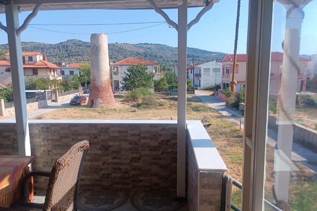 Photo of Patio Balcony in Polichnitos