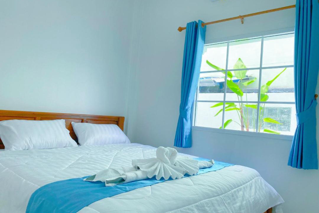 Photo of Bedroom in Ang Sila