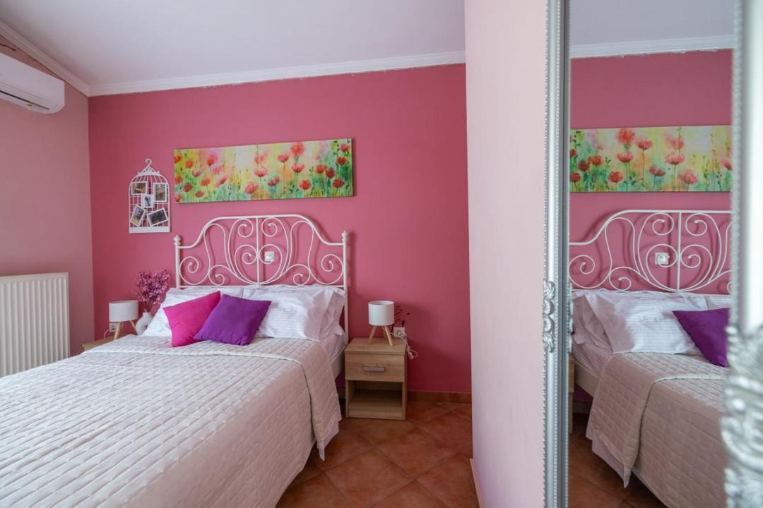 Photo of Bedroom in Pournos