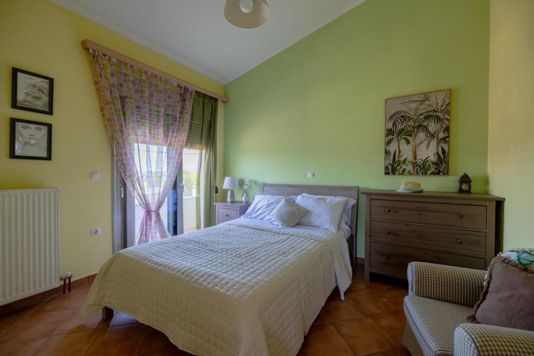 Photo of Bedroom in Pournos