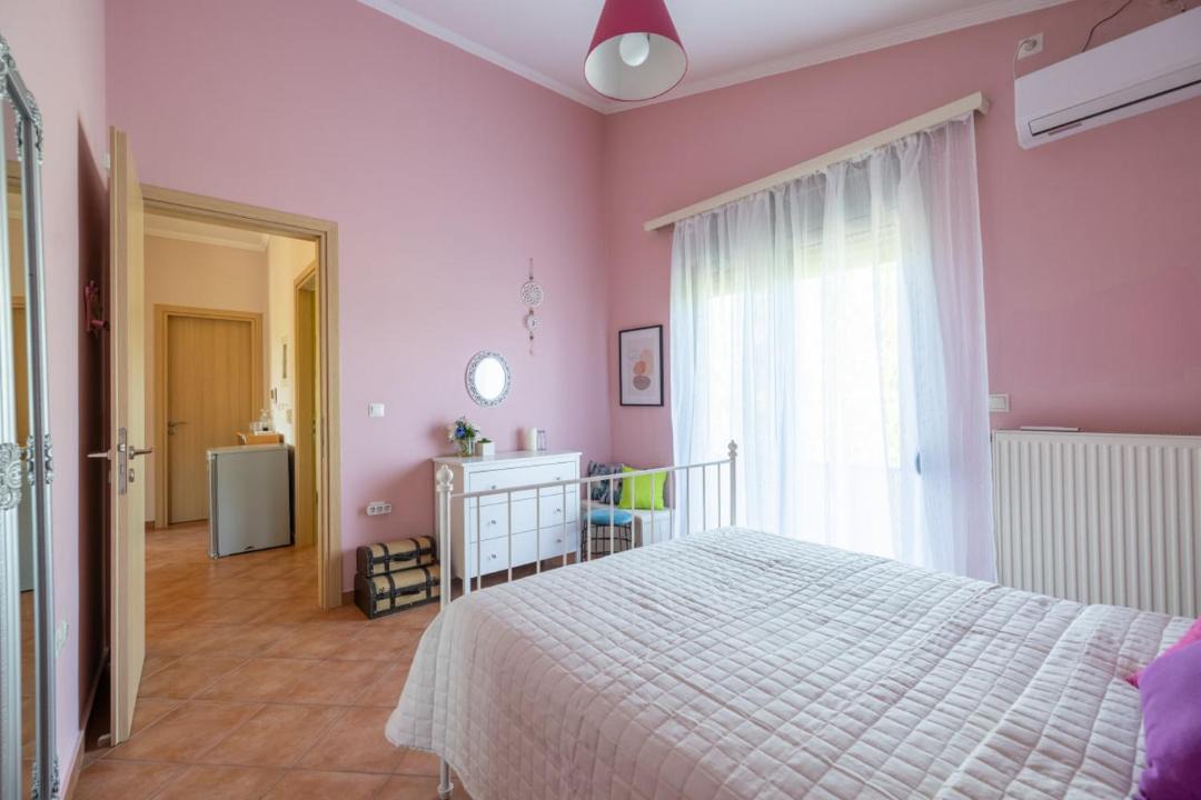 Photo of Bedroom in Pournos