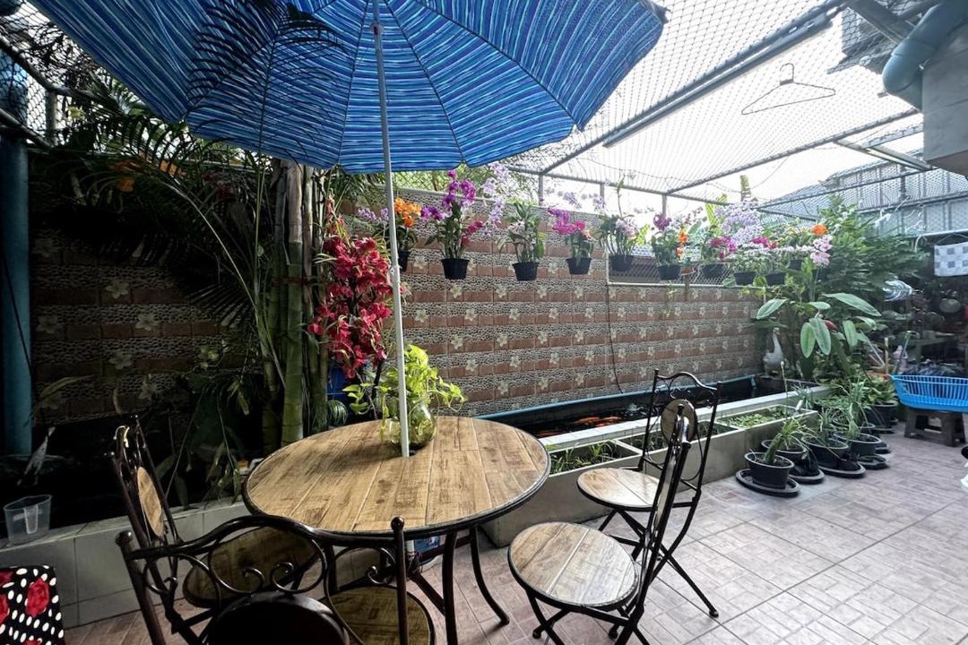 Photo of Patio Balcony in Talat Khwan