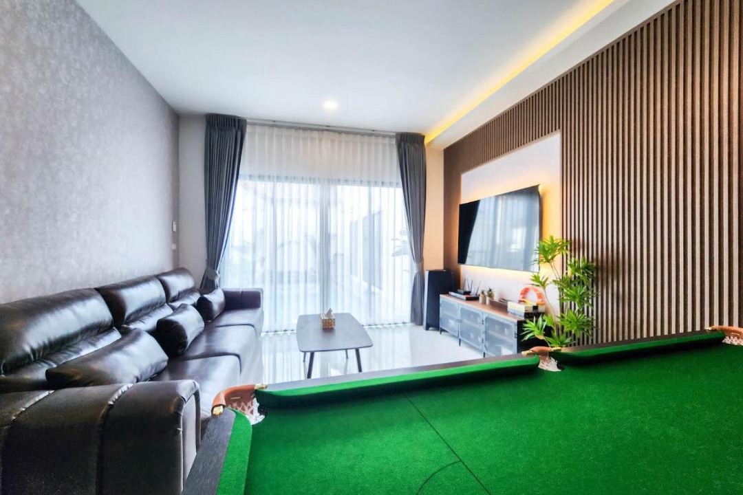 Photo of Livingroom in Bang Saen Ville